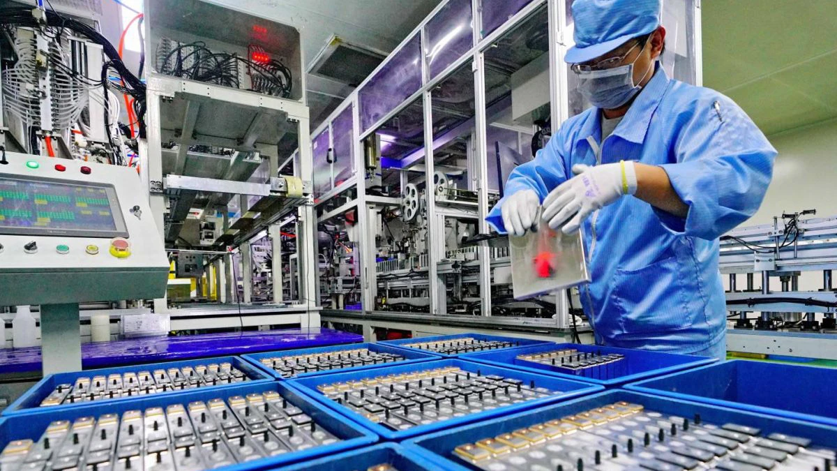 Solar Battery Care, Management, Warranties & Incentives | Solar Battery Energy Storage Guide 3